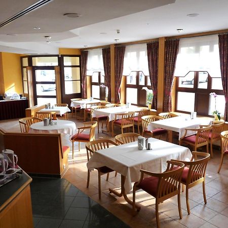 Hotel Garni "Zum Eichwerder" Templin Exterior photo