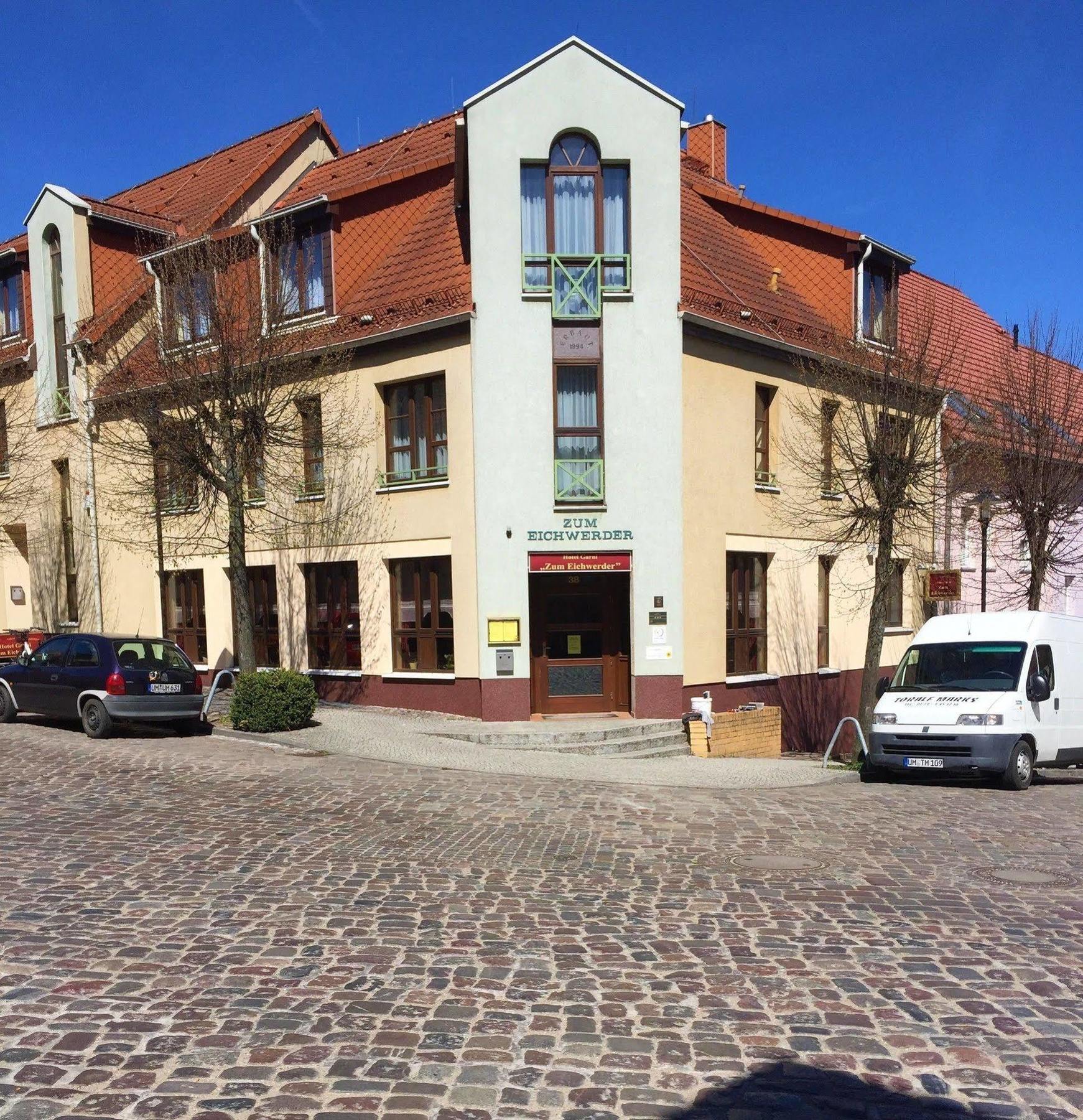 Hotel Garni "Zum Eichwerder" Templin Exterior photo
