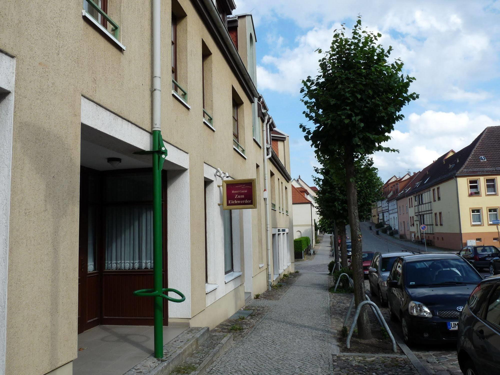 Hotel Garni "Zum Eichwerder" Templin Exterior photo