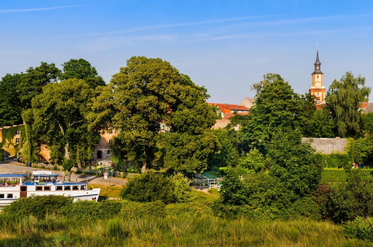 Hotel Garni "Zum Eichwerder" Templin Exterior photo